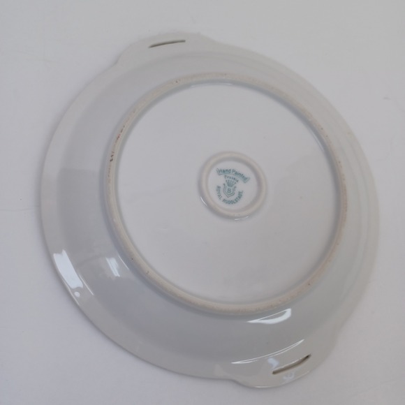 Royal Rudolstadt Hand Painted Prussia Plate White Roses Gold Trim Handles - Picture 6 of 13